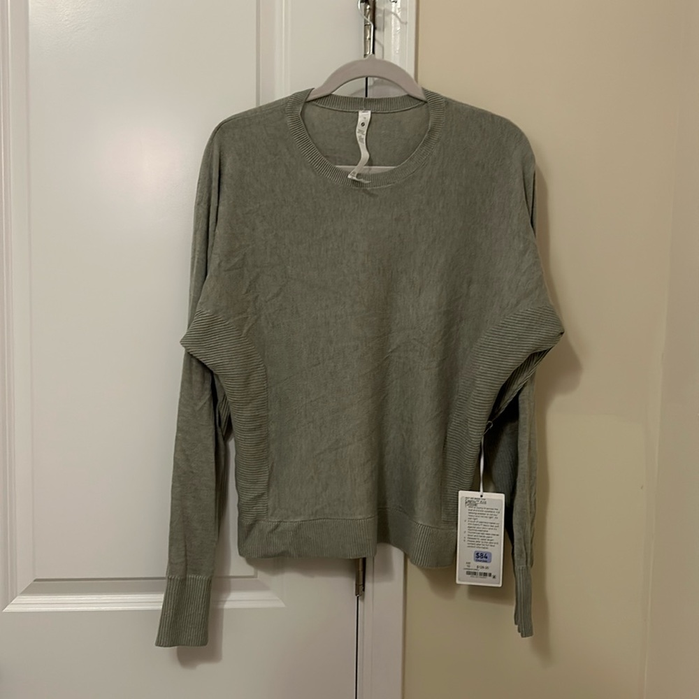 Lululemon Cashlu Knit Pullover size 10
